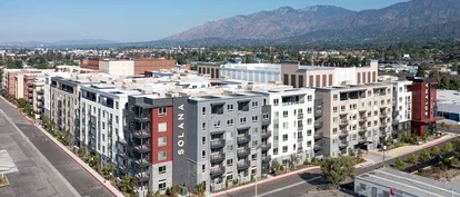 Milgard V450 Windows Deliver Performance at Solana at Duarte 