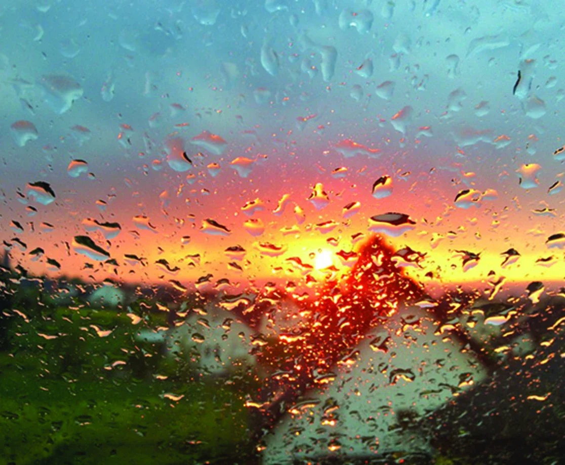 window condensation indicates energy efficiency