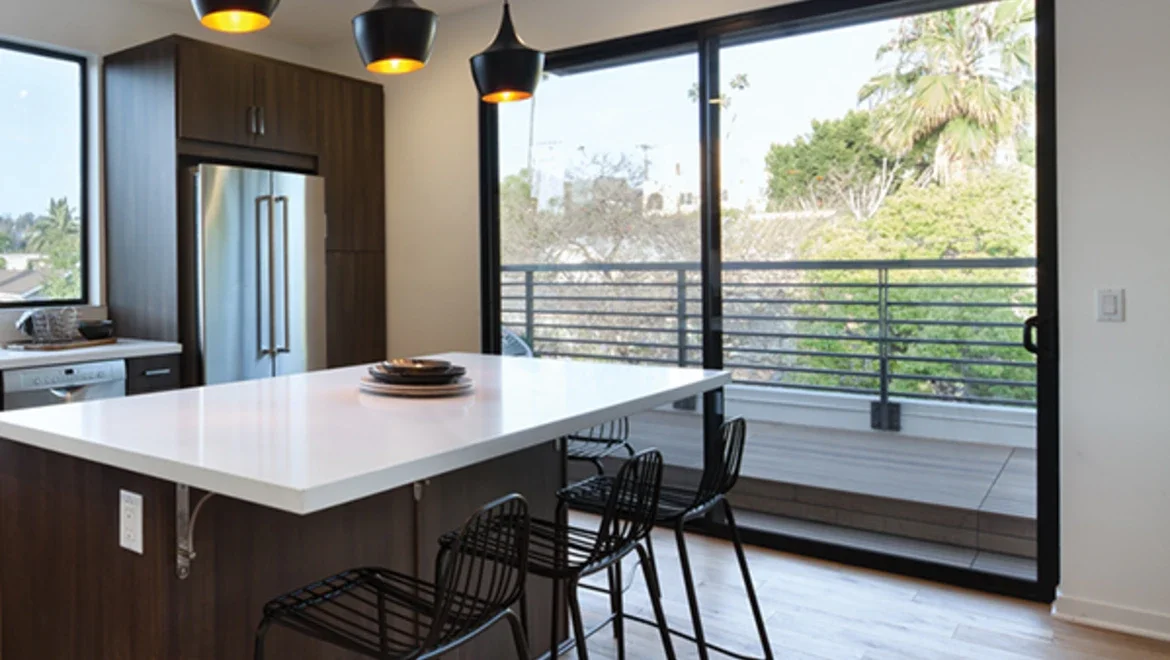 A250 Thermally Improved Aluminum Doors