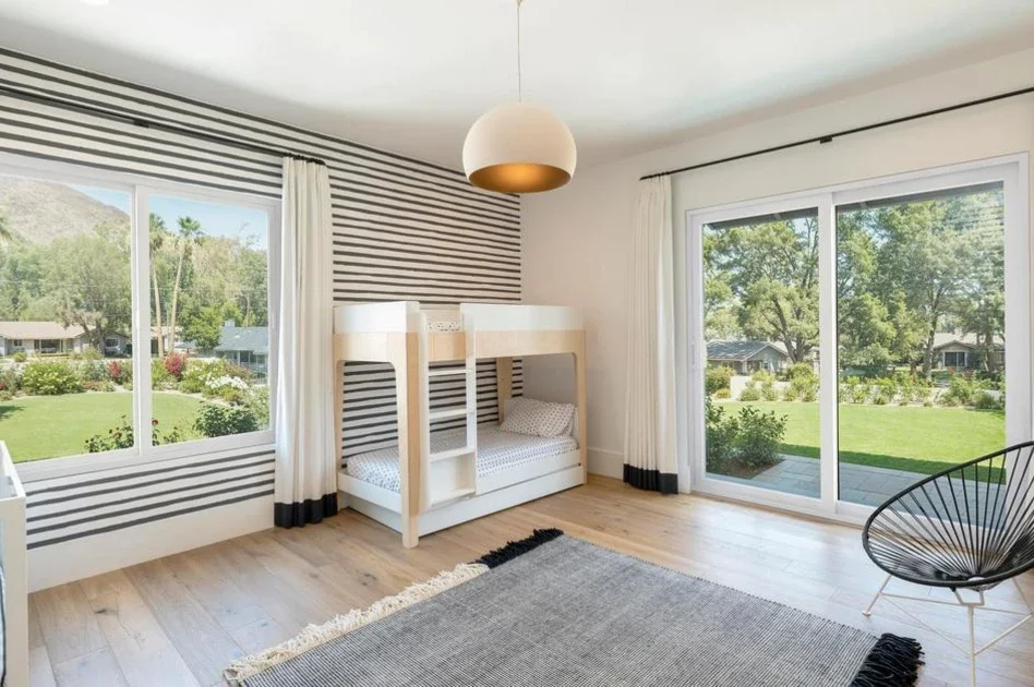 MG-2603-C700-Sliding_door_bedroom