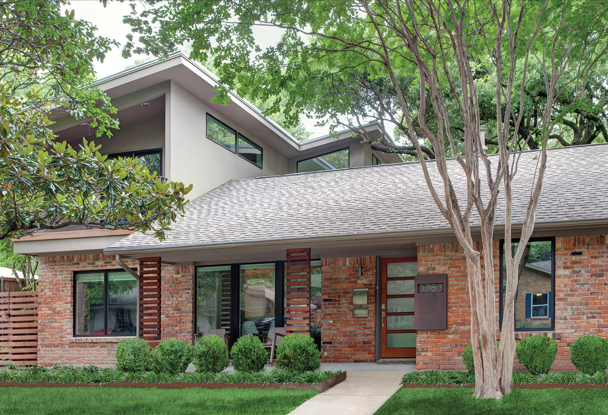 Exterior view of a home with Aluminum Series windows