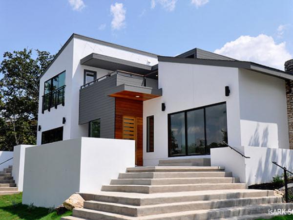 Contemporary home exterior 