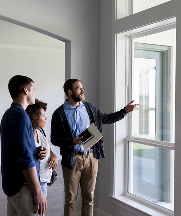 what's the difference between new construction and replacement windows?
