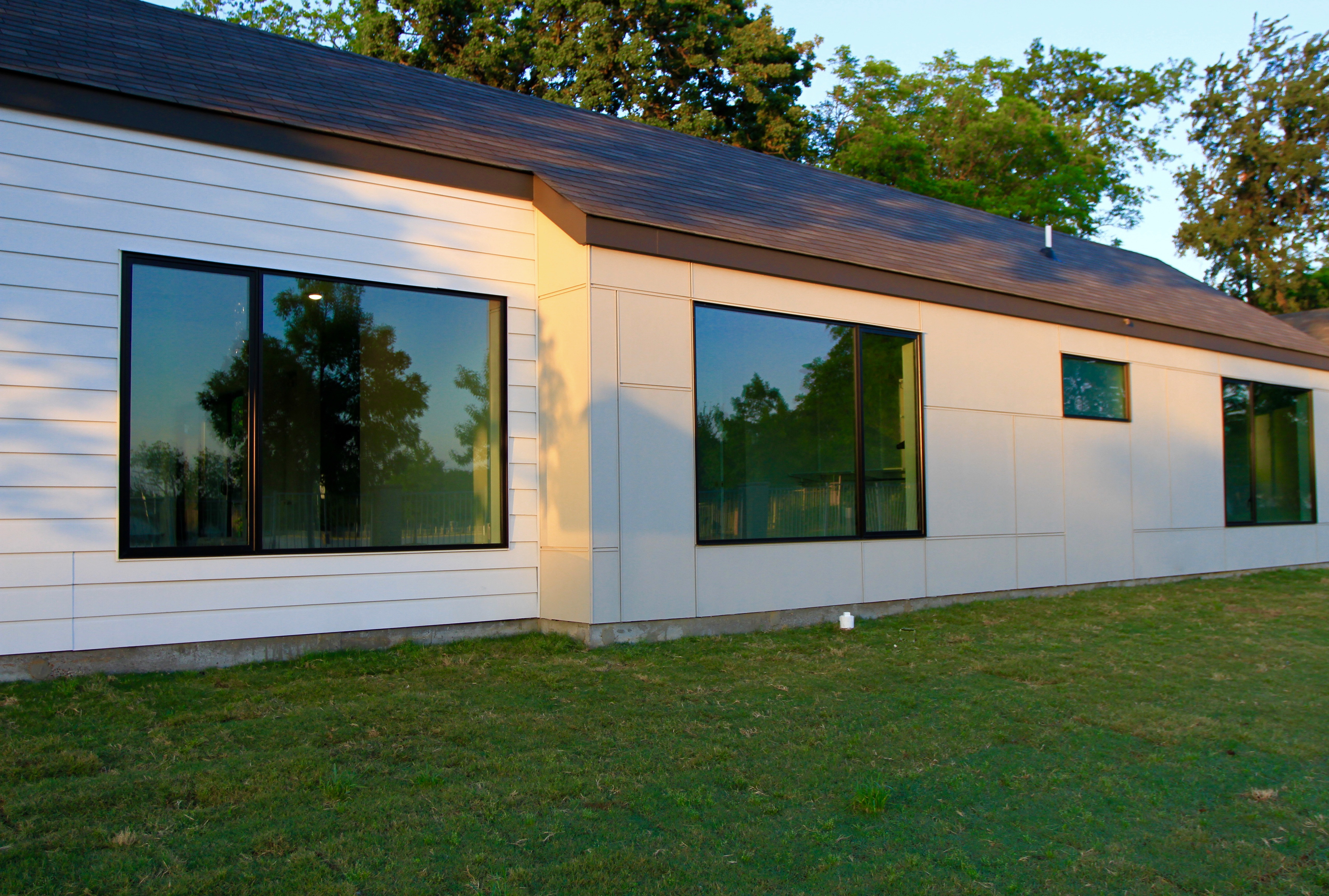 Modern aluminum windows